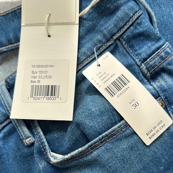 MOTHER Flare Jeans with embroidered Daisy - Picture 3 of 10